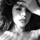  Sol Escobar