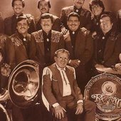 Banda Sinaloense El Recodo de Cruz Lizarraga