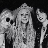 Taylor Momsen, Maria Brink & Lzzy Hale