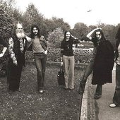 Clannad with Ted Furey 1975 at the 2nd Irish Folk Festival in Germany.jpg