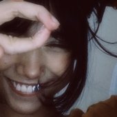 <3