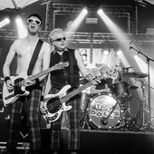 The Toy Dolls (Zikenstock 05-2023).jpg