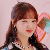 Choi Yoojung (Weki Meki)- UNIVERSE Relay Painting