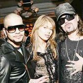 Qizil libosli qizlar jinsiy aloqa