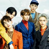 ¡SHINee IS OT5!