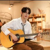 Yoo taeyang (Hug me)