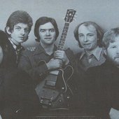 brinsley-scchwarz-8khcYHzjhZLRFcYZLEtcPj.jpg