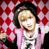 http://anticcafe.bebo.com