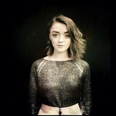 Maisie+Williams+Fading+Out+Portraits+65th+fyYLSitVwlsl.jpg