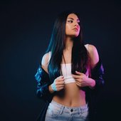 a8be6e142b0fb0a27f2acbea3240282e.1000x1000x1.jpg