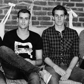 Bandphoto Burning Clocks