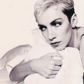 Annie Lennox from Eurythmics. Photo's author not found.