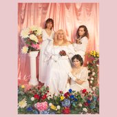 DEBUTANTE