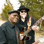 Smokin' Joe Kubek & B'nois King