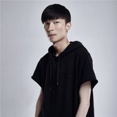 黄榕生.jpg