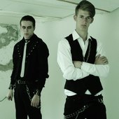 994819_522675501119406_439846329_n