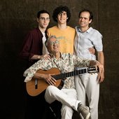 Zeca Veloso, Caetano Veloso e Moreno Veloso.jpg