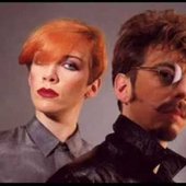 Eurythmics_30.jpg