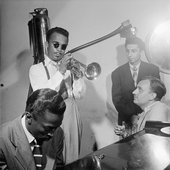 1031px-Howard_McGhee,_Brick_Fleagle_and_Miles_Davis,_ca_September_1947_(Gottlieb).jpg