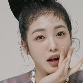 SHIN YEEUN