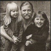 Edward & Kids (from booklet of \"Satu\" (1977)