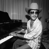 G-JLMw3XAAAEURH.jfif