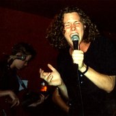Live @ The Shelley Arms