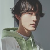 向井太一