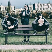Gleb : zoo With delik in the image 
