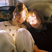 girlpool-allyssa-yohana.jpg