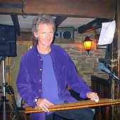 Al Jones, English Folk singer in 1998