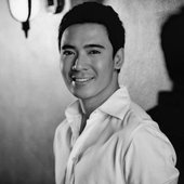 Erik Santos