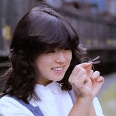 Akina Nakamori