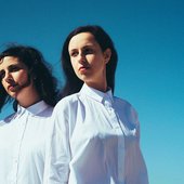 האחיות ג'משיד