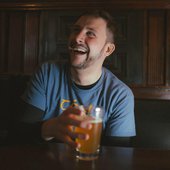 Thom-at-pub_looking-away.jpg