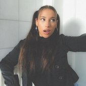 dessy stefanou