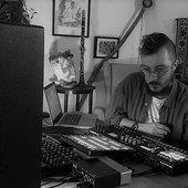 hvMBg90WJSI.jpg