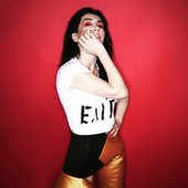 Hande Yener | Queen H 👸🏻