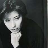 安寿ミラ
