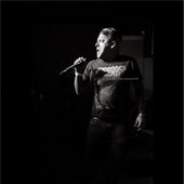 Josh Thieler of Úzkost