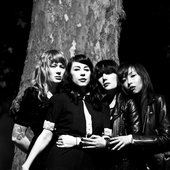 Dum Dum Girls