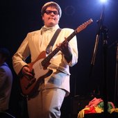 A en Roxy Live