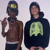 ‎