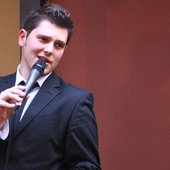 Aldo Blaga singing