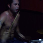 Adriano (bateria/drums)