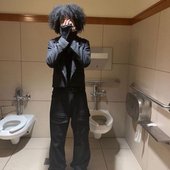 jaydes in bathroom