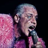 httpswww.nme.comwp-contentuploads201909Till-Lindemann-performs-live-in-2019.jpg