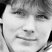 Shakin Fredrik Willstrand.png