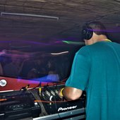 Nautica DJing