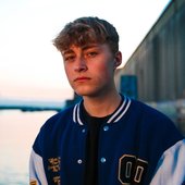 nico-rosseburg-schlager-newcomer-debuet-ich-lass-ein-like-da,id=06138a59,b=wunderweib,w=1335,ca=15.80,20.12,90.20,94.29,rm=sk.jpeg